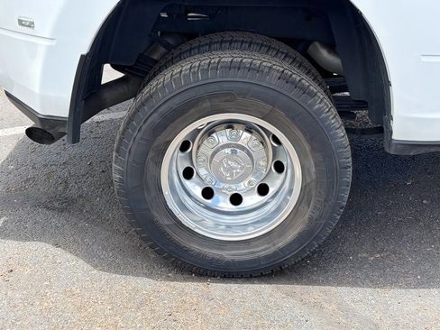 Used 2021 RAM 3500 Big Horn w/ Level 1 Equipment Group AWD/4WD image 6