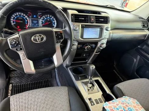 Used 2017 Toyota 4Runner SR5 RWD image 8