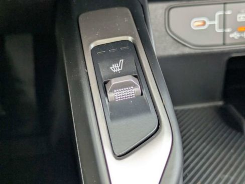 New 2025 Kia Sorento S w/ Panoramic Sunroof Package image 23