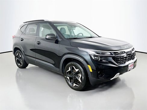 Certified 2024 Kia Seltos EX image 15