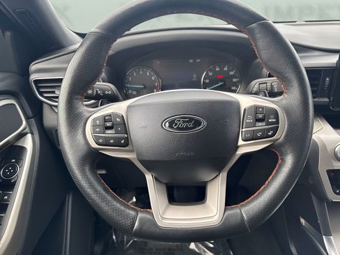 Used 2022 Ford Explorer Timberline image 13