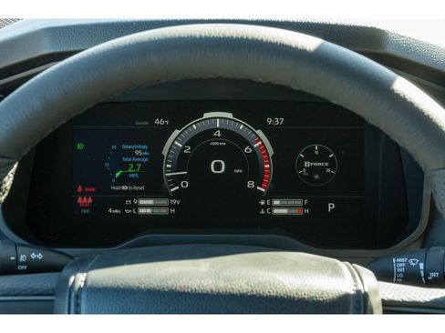 Used 2026 Toyota Tundra Limited AWD/4WD image 19