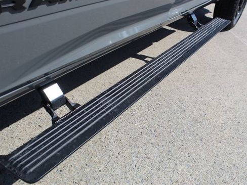 New 2026 RAM 2500 Laramie AWD/4WD image 11