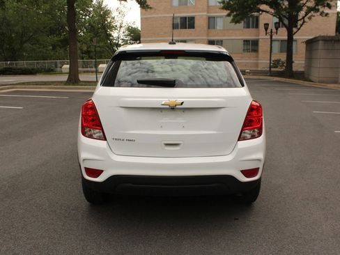 Used 2017 Chevrolet Trax LS AWD/4WD image 8