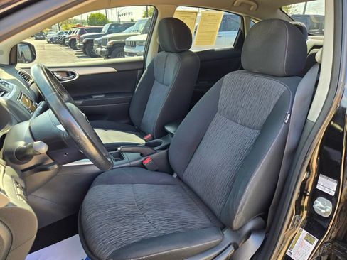 Used 2015 Nissan Sentra SV FWD image 14