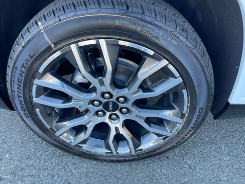 New 2026 GMC Acadia Denali Ultimate image 24