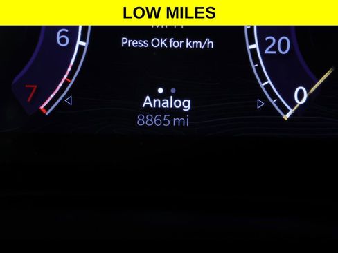 Used 2025 Jeep Grand Cherokee Laredo X w/ Luxury Tech Group I image 5