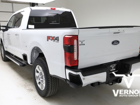 New 2026 Ford F250 Lariat image 3