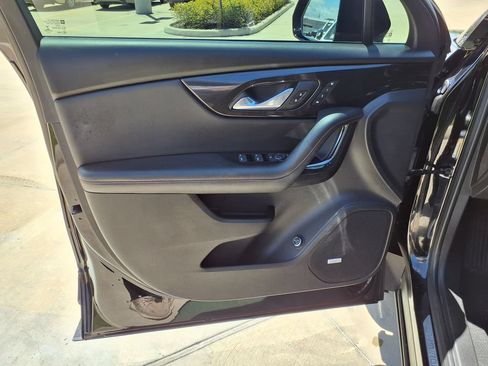 Used 2022 Chevrolet Blazer RS w/ Enhanced Convenience Package FWD image 14
