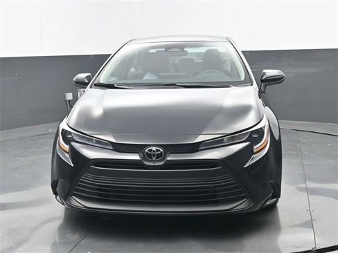 Used 2026 Toyota Corolla LE image 19