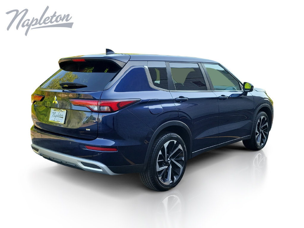 Used 2024 Mitsubishi Outlander SE FWD image 6