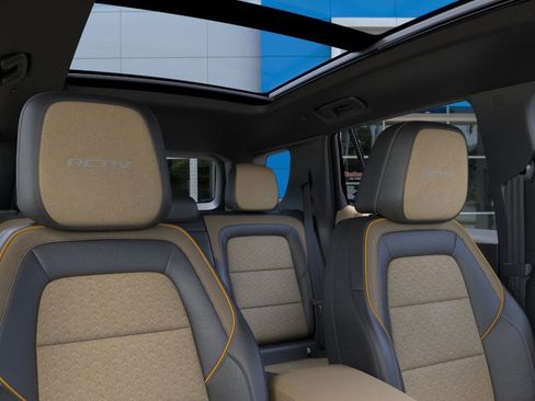 New 2026 Chevrolet Equinox ACTIV w/ Convenience Package III image 24