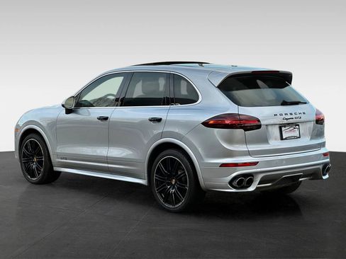 Used 2016 Porsche Cayenne GTS image 5