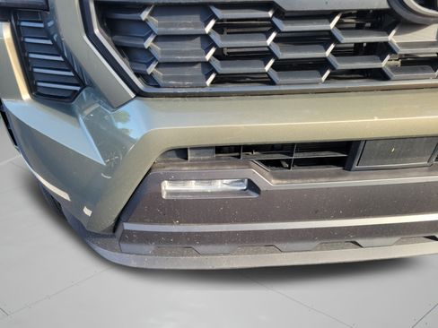 Used 2025 Toyota Tacoma TRD Sport RWD image 11