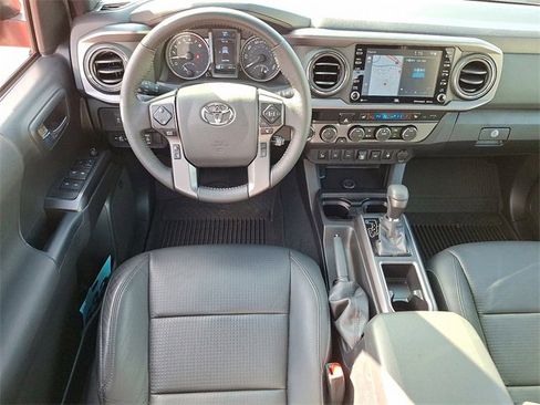 Used 2023 Toyota Tacoma TRD Off-Road image 11