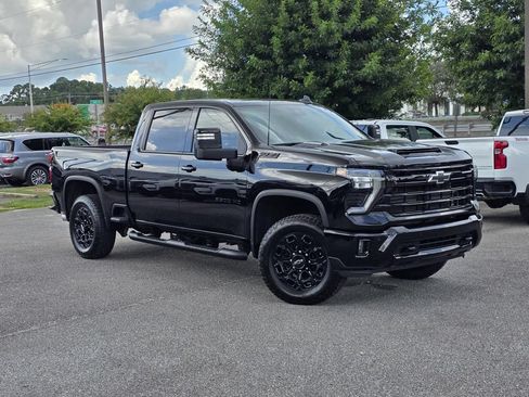 Used 2024 Chevrolet Silverado 2500 LTZ w/ LTZ Plus Package AWD/4WD image 1