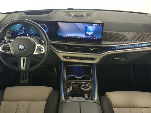 Used 2024 BMW X7 M60i w/ Executive Package image 19