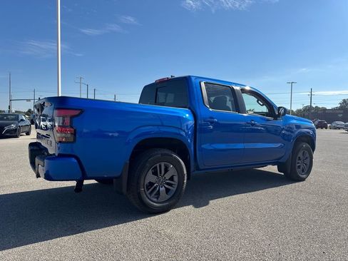 New 2026 Nissan Frontier SV w/ SV Convenience Package image 5