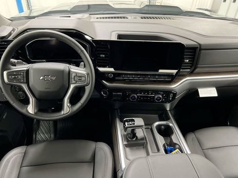 New 2026 Chevrolet Silverado 1500 LT Trail Boss w/ LT Trail Boss Premium Package AWD/4WD image 10