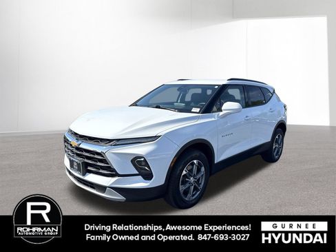 Used 2024 Chevrolet Blazer LT w/ Convenience Package FWD image 4