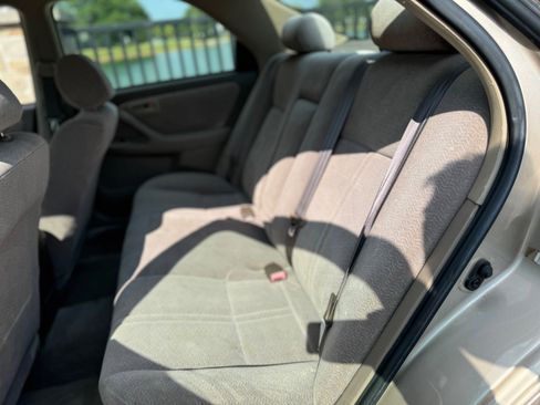 Used 1997 Toyota Camry LE image 24