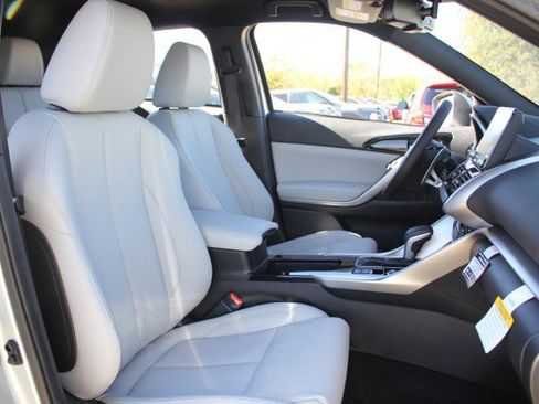 New 2026 Mitsubishi Eclipse Cross SEL image 19