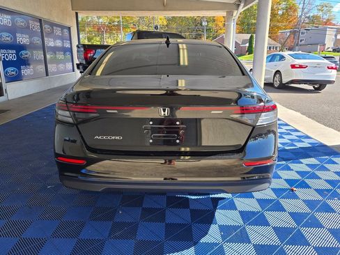Used 2024 Honda Accord EX image 5