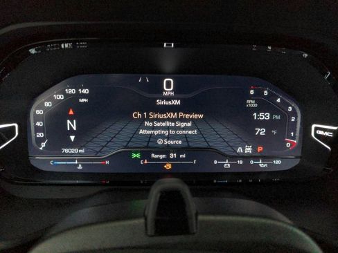 Used 2023 GMC Yukon XL Denali Ultimate AWD/4WD image 17