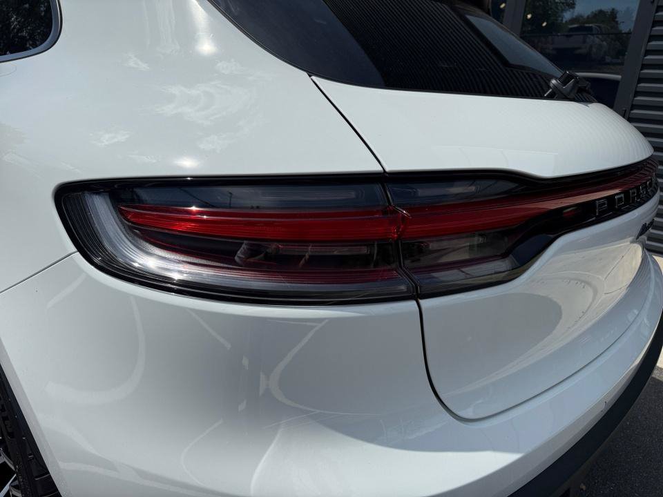 Certified 2026 Porsche Macan AWD/4WD image 14