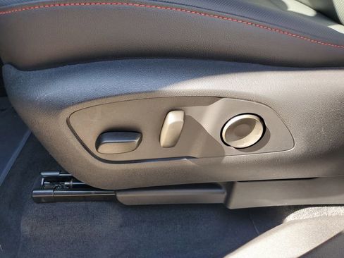 Certified 2024 Chevrolet Traverse Z71 w/ Enhanced Driving Package image 28