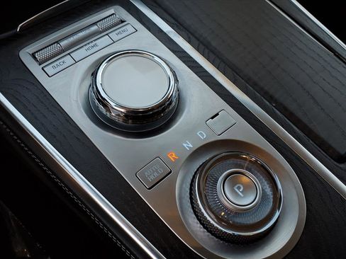 Used 2024 Genesis GV80 2.5T image 31