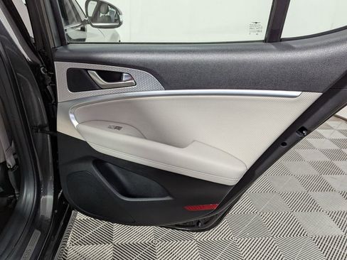 Used 2023 Genesis G70 2.0T w/ Sport Prestige Package image 40