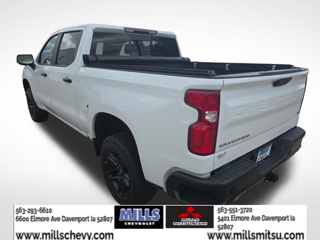 Used 2022 Chevrolet Silverado 1500 LT Trail Boss w/ LT Trail Boss Premium Package AWD/4WD image 3