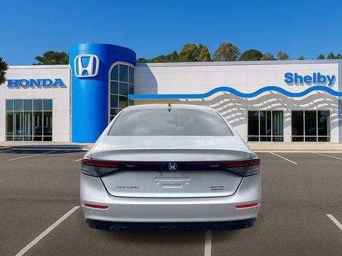 New 2025 Honda Accord Touring image 7