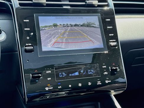 Certified 2022 Hyundai Tucson SEL w/ Convenience Package AWD/4WD image 17