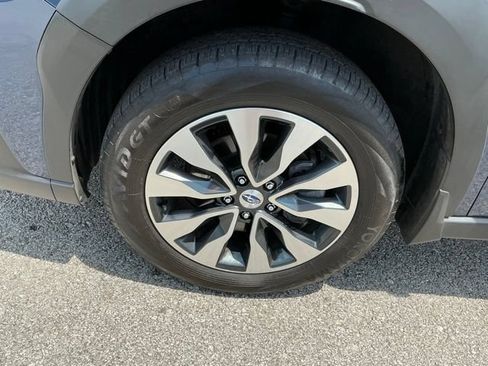 Certified 2024 Subaru Outback Limited AWD/4WD image 10