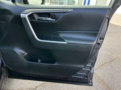 Used 2024 Toyota RAV4 XLE image 30