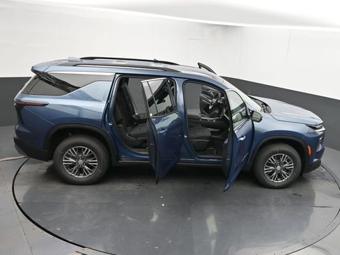 New 2026 Chevrolet Traverse LT w/ LPO, Floor Liner Package image 65