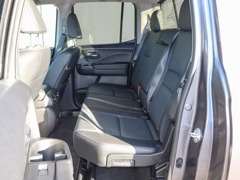 Used 2025 Honda Ridgeline RTL image 9