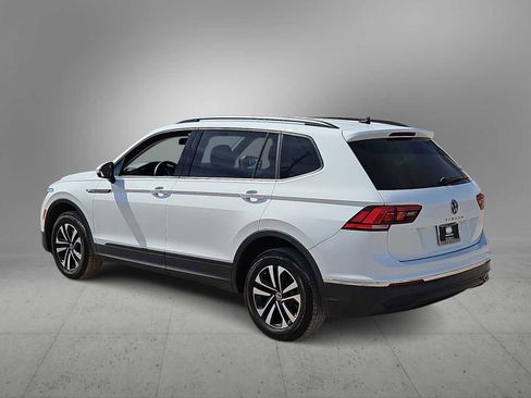 Used 2022 Volkswagen Tiguan S image 6