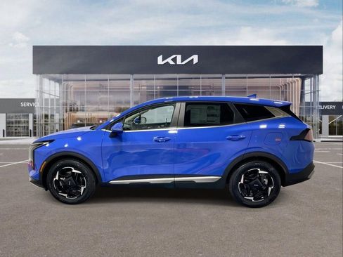 New 2026 Kia Sportage EX FWD image 5