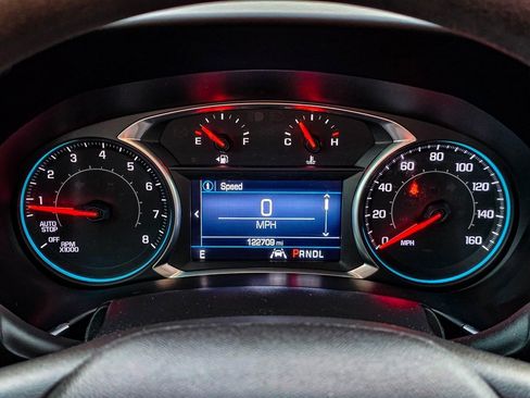 Used 2020 Chevrolet Equinox LT image 27