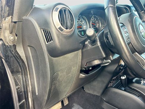 Used 2017 Jeep Wrangler Unlimited Sport w/ Dual Top Group image 11