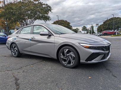 New 2025 Hyundai Elantra Limited
