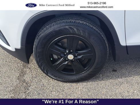 Used 2022 Chevrolet Trax LS w/ Tint and Cruise Package image 9