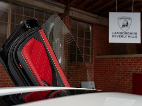 Used 2022 Lamborghini Aventador Countach AWD/4WD image 32