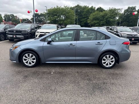 Used 2024 Toyota Corolla LE FWD image 5