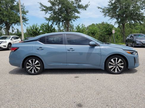 Certified 2024 Nissan Sentra SV w/ SV Premium Package FWD image 4