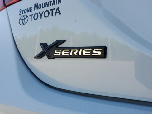 Used 2024 Toyota Camry SE image 8