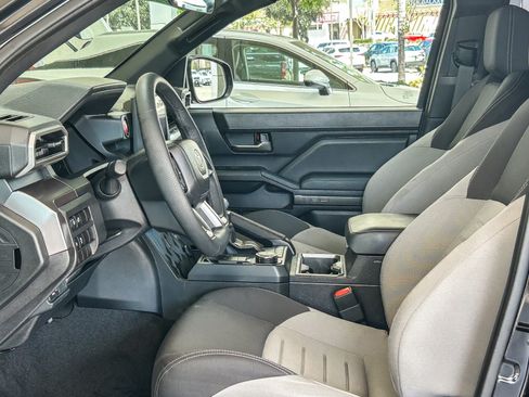 Used 2026 Toyota Tacoma TRD Sport RWD image 17